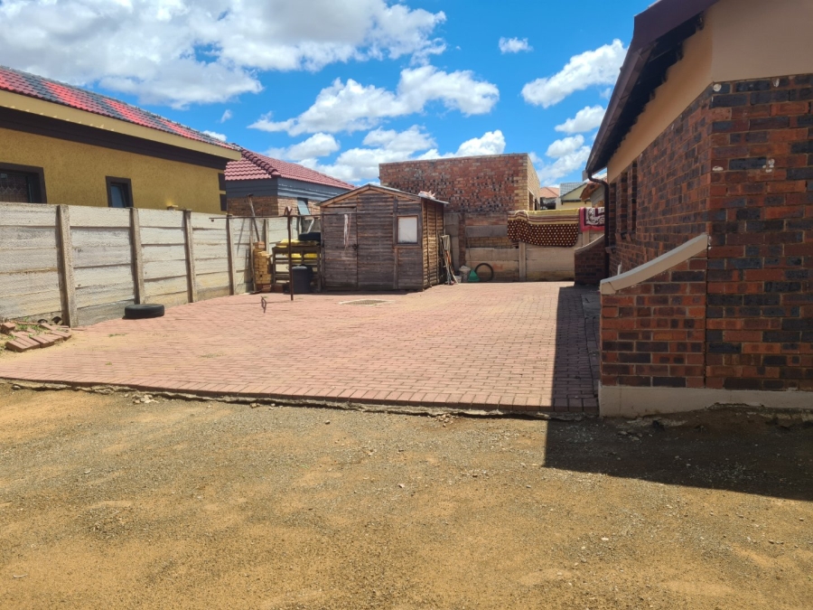 To Let 3 Bedroom Property for Rent in Ehrlich Park Free State